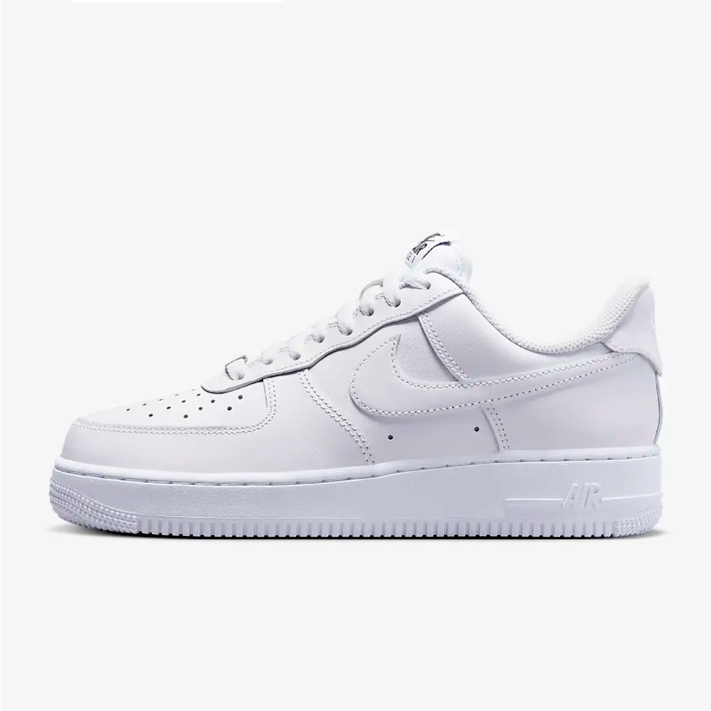 Nike Air Force 1 WMNS 7.5